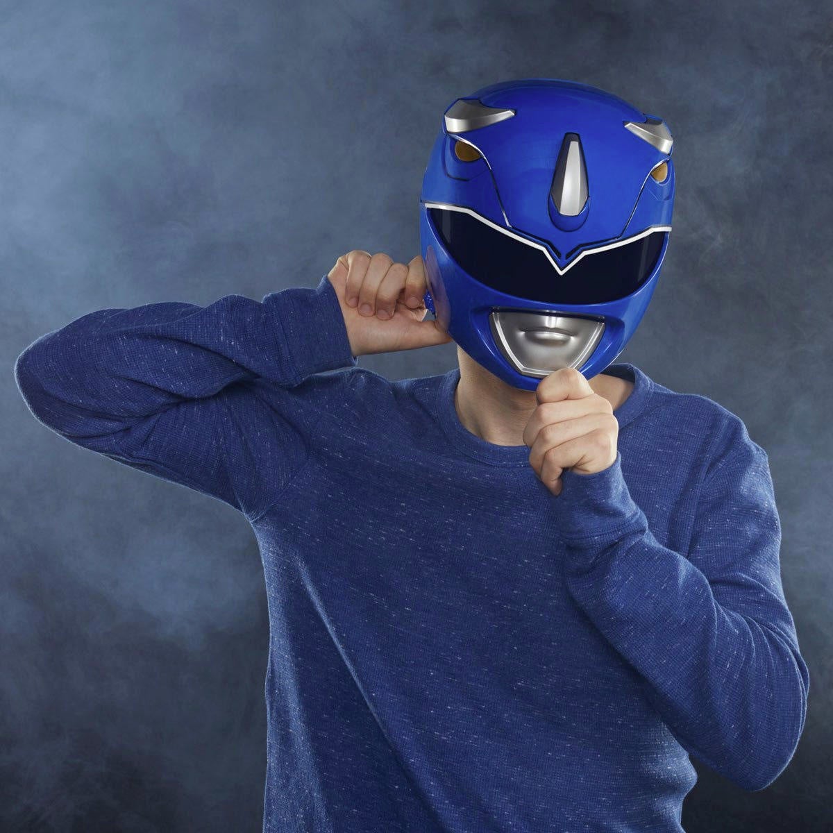 blue-ranger-power-lance-power-rangers-lightning-collection-electronic