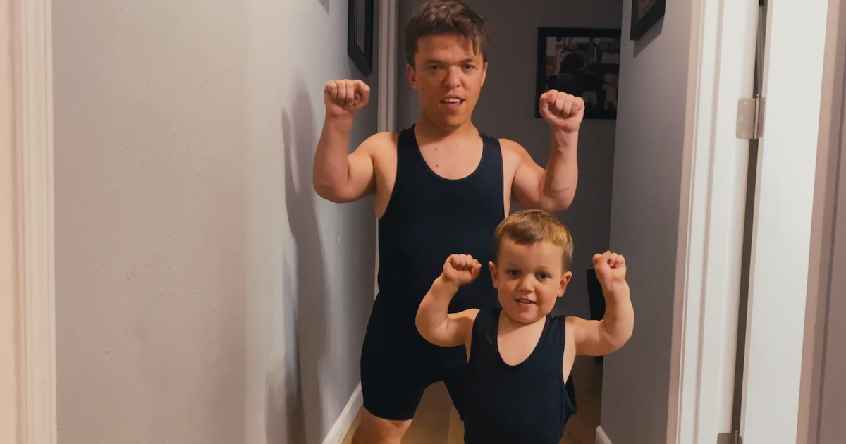 'Little People, Big World' Star Zach Roloff Teaches Son Jackson a Valuable Lesson in Exclusive Sneak Peek.jpg