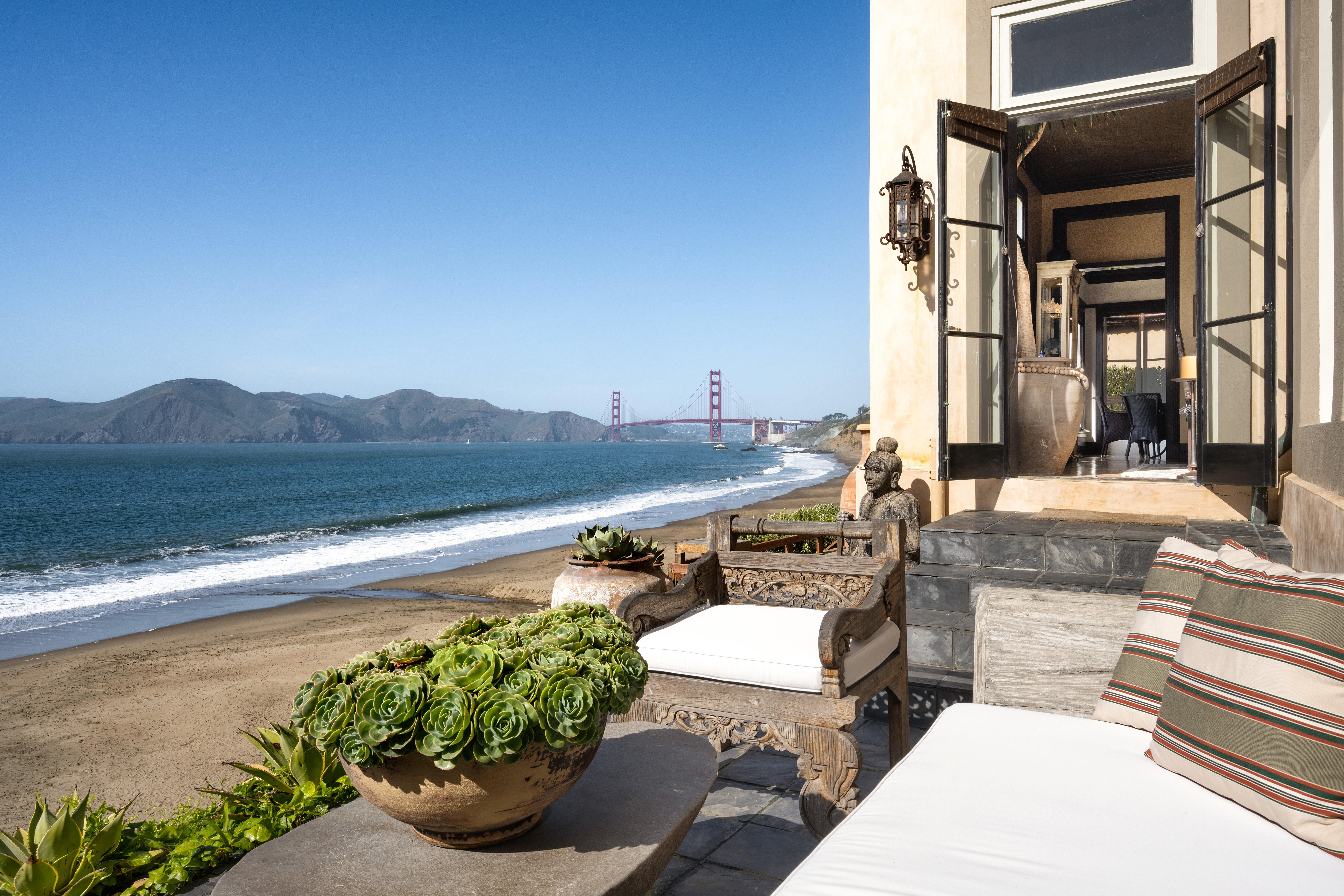 sharon-stone-san-francsisco-mansion-16.jpg sharon-stone-san-francsisco-mansion-16.jpg