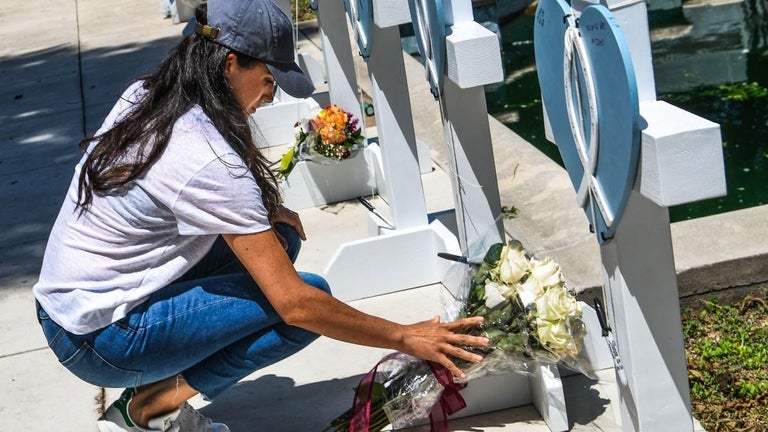 Meghan Markle Makes Surprise Visit to Memorial for School Shooting Victims in Texas