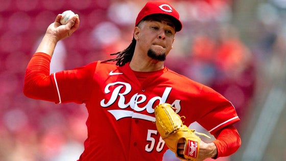 luis-castillo-reds-usatsi.jpg