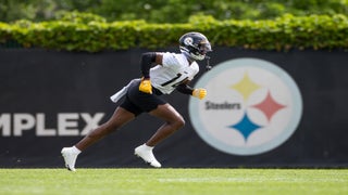 Najee Harris of the Pittsburgh Steelers looks on during the first News  Photo - Getty Images