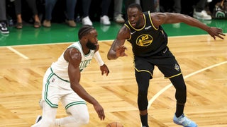 Draymond Green ignores Celtics fans' obscene taunts, focuses on