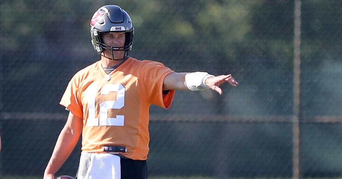 Tom Brady Everything to Know About His Broadcasting Job With Fox Sports