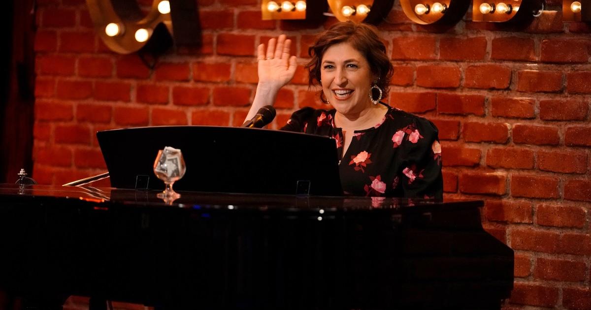 Call Me Kat Mayim Bialik Series Gets Behind The Scenes Shakeup Call Me Kat Mayim Bialik Series Gets Behind The Scenes Shakeup