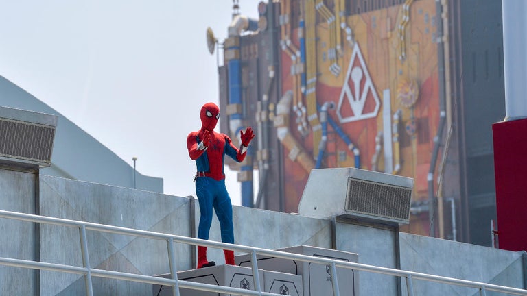 Disney's Spider-Man Robot Crashes Into Building After Malfunction