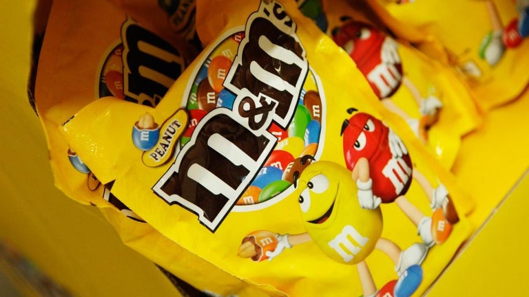 M&M's Replace Spokescandies With Maya Rudolph
