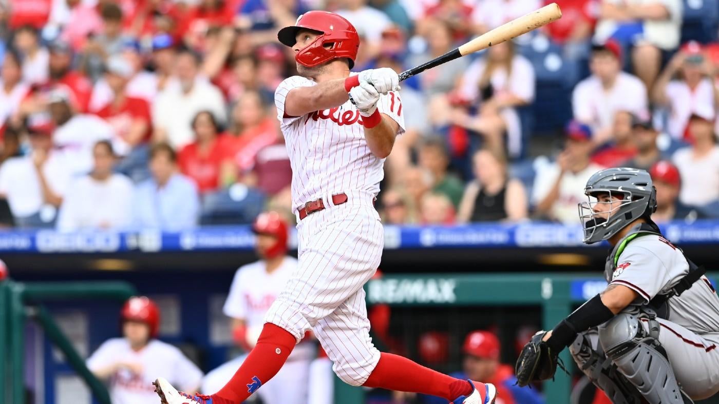 rhys-hoskins-phillies.jpg