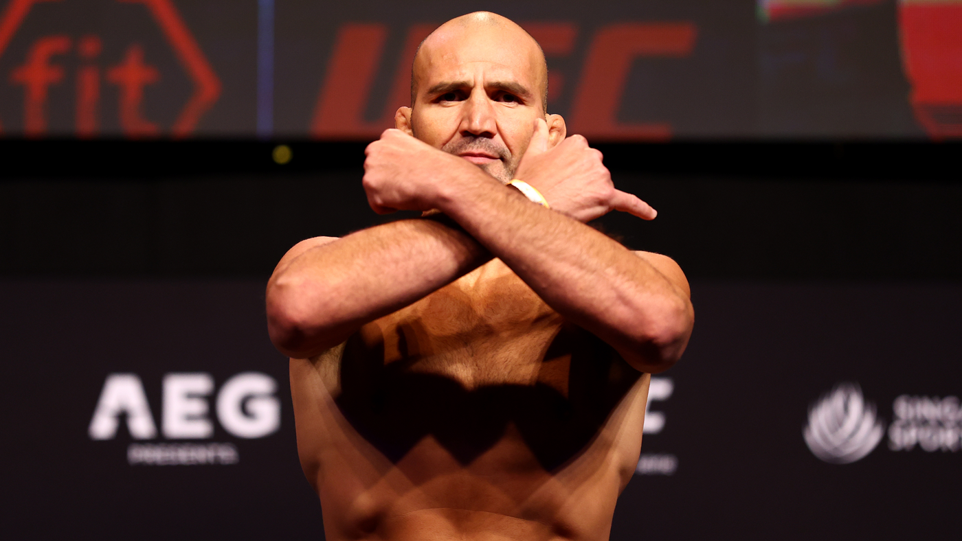 glover-teixeira-weighin.png