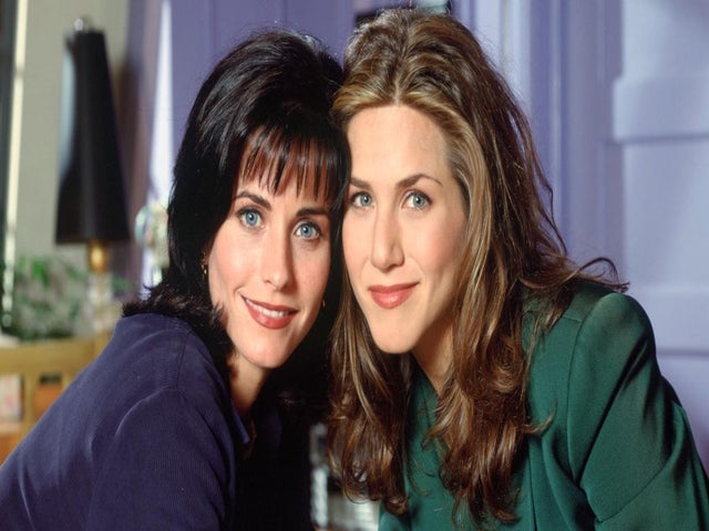 Courteney Cox Shares Sweet 'Friends' Throwback Clip for Jennifer Aniston's Birthday