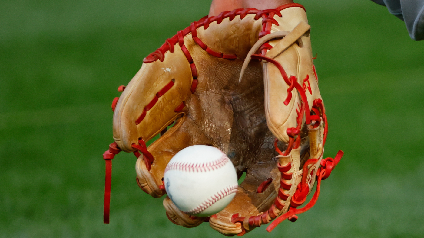 baseball-glove-general-getty.png