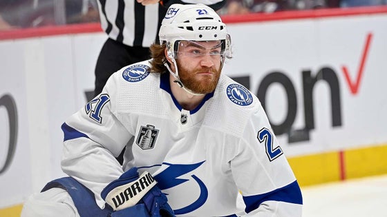 brayden-point-getty.jpg