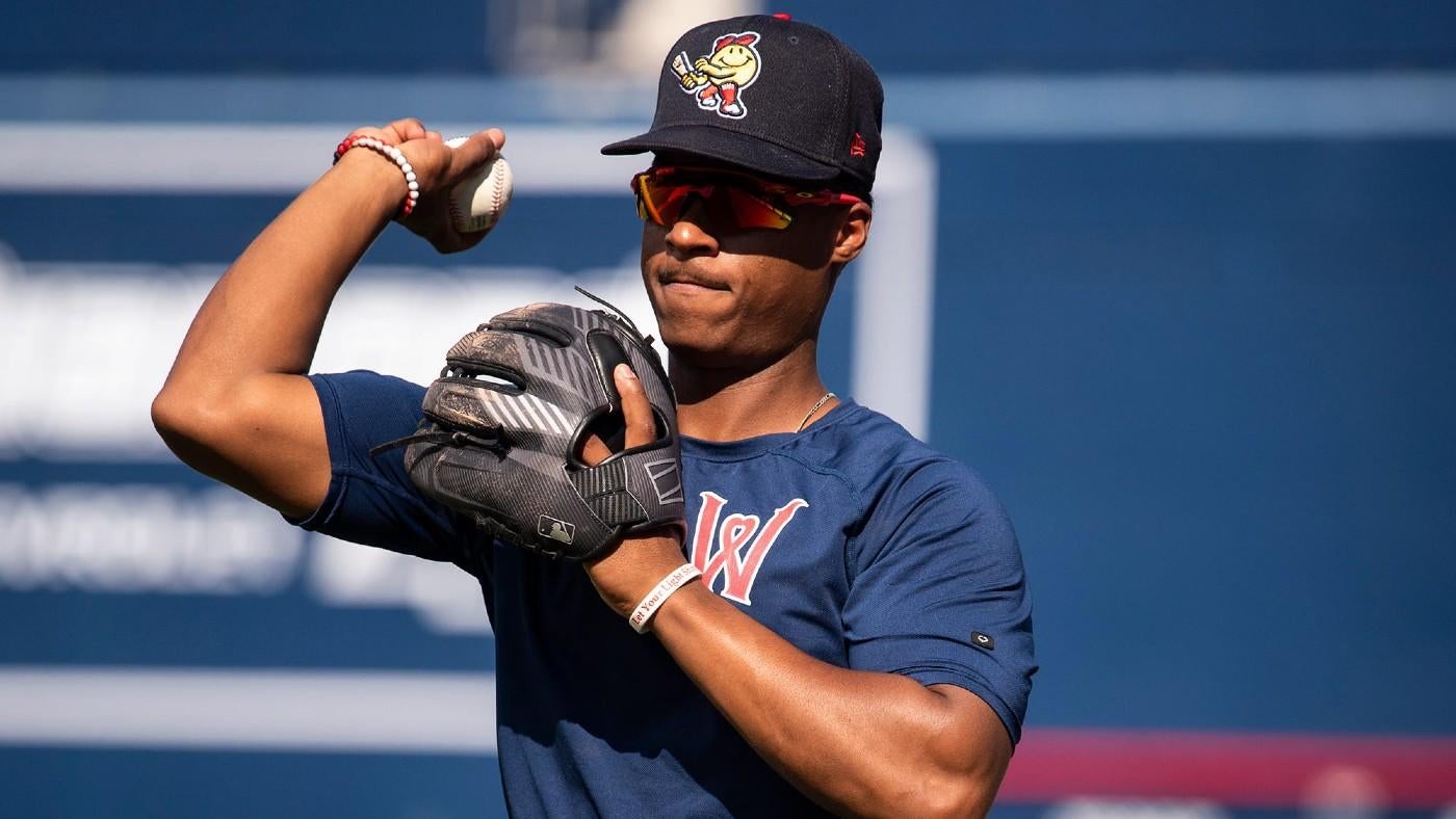 jeter-downs-red-sox.jpg