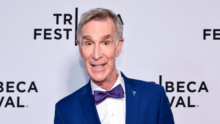 Bill Nye Marries Journalist in Ceremony Officiated by 'Star Trek' Actor
