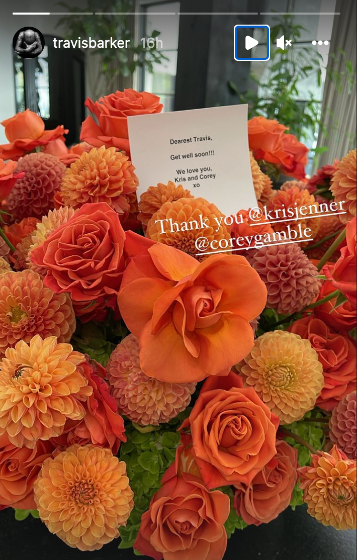 travis-barker-flowers.png travis-barker-flowers.png
