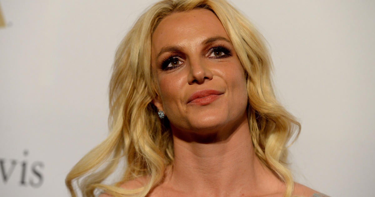Lance Bass Claims Britney Spears’ Team Stopped Her From Meeting His Kids Lance Bass Claims Britney Spears’ Team Stopped Her From Meeting His Kids