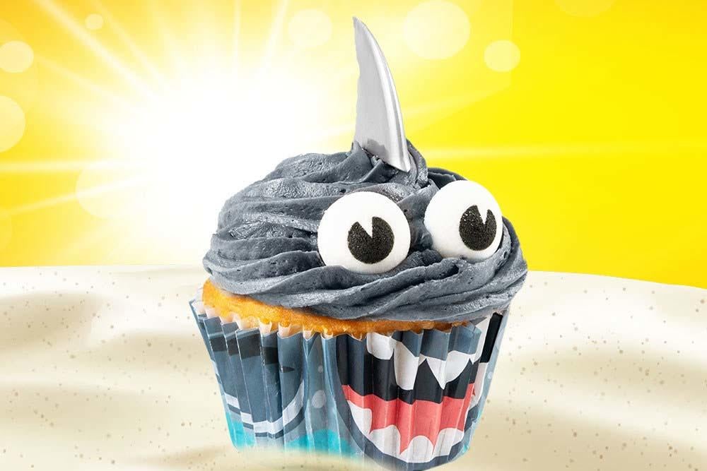 Shark-cupcake-chuck-cheese.  jpg