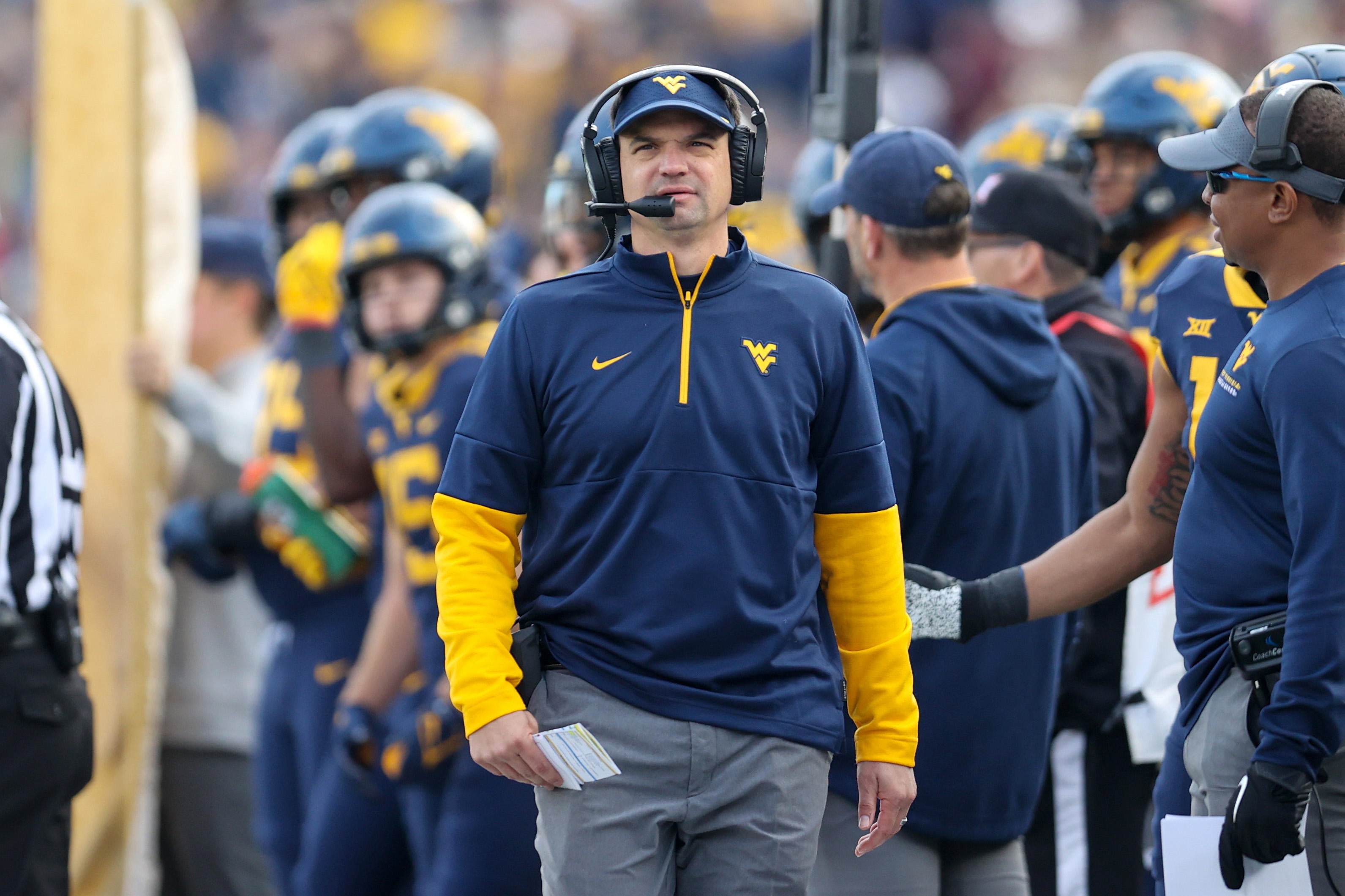 Late Kick Blitz: With Neal Brown on the hot seat, can West Virginia turn it  around in 2022? 