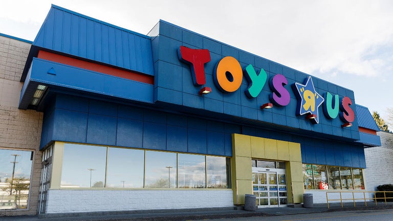 Toys 'R' Us Officially Relaunching in Stores by Holiday Season 2022