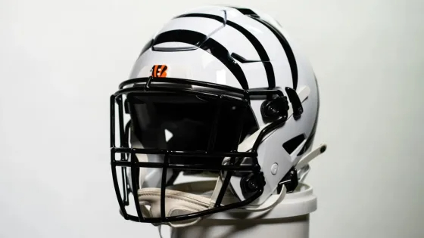 cincyhelmet.png