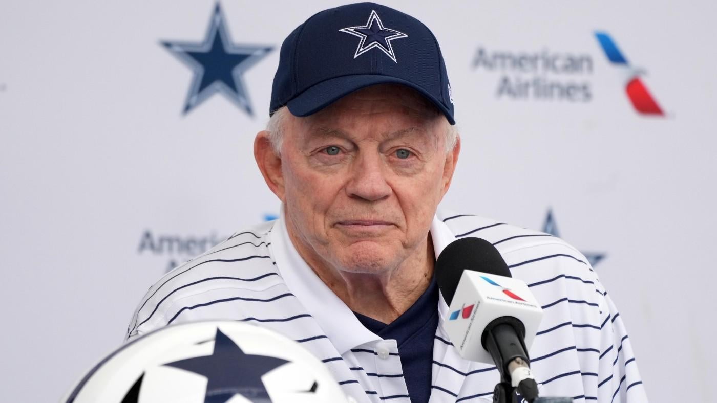 Cowboys owner Jerry Jones 'doesn't have a problem' with the 'tush push' QB sneak play, sees no need for ban