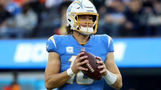 Raiders vs. Chargers odds, picks: Point spread, total, player props, trends  for Week 1 AFC West matchup 