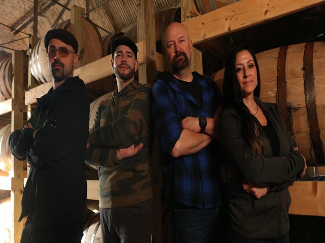 'Ghost Hunters' Experience Weirdly Chilling Phenomena in Exclusive Sneak Peek Clip at Season 15 Premiere