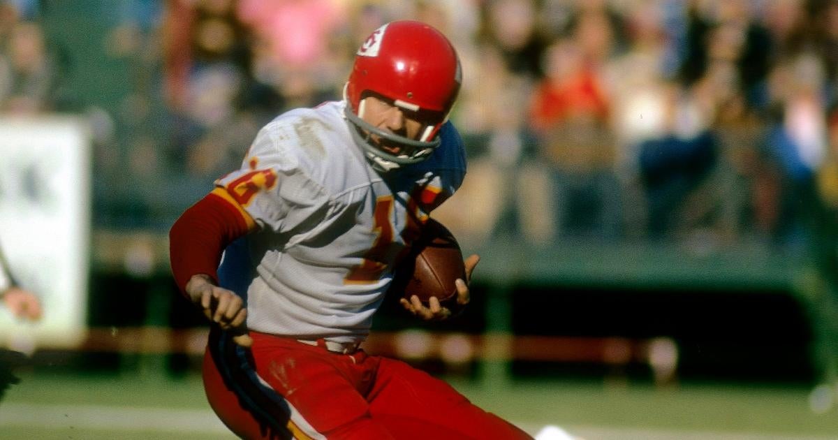 KC Chiefs legendary Hall of Fame quarterback Len Dawson, dies at age 87