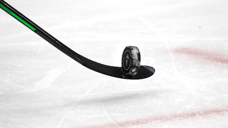 Canadian Hockey Player Dead at 20 After Collapsing During Game