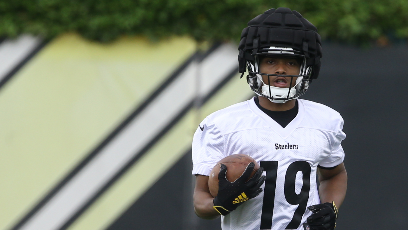 Steelers place rookie receiver Calvin Austin III on injured reserve, sign Darrelle Revis' cousin