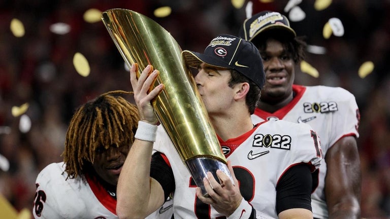 College Football: 7 Teams Who Can Win the 2022 National Championship