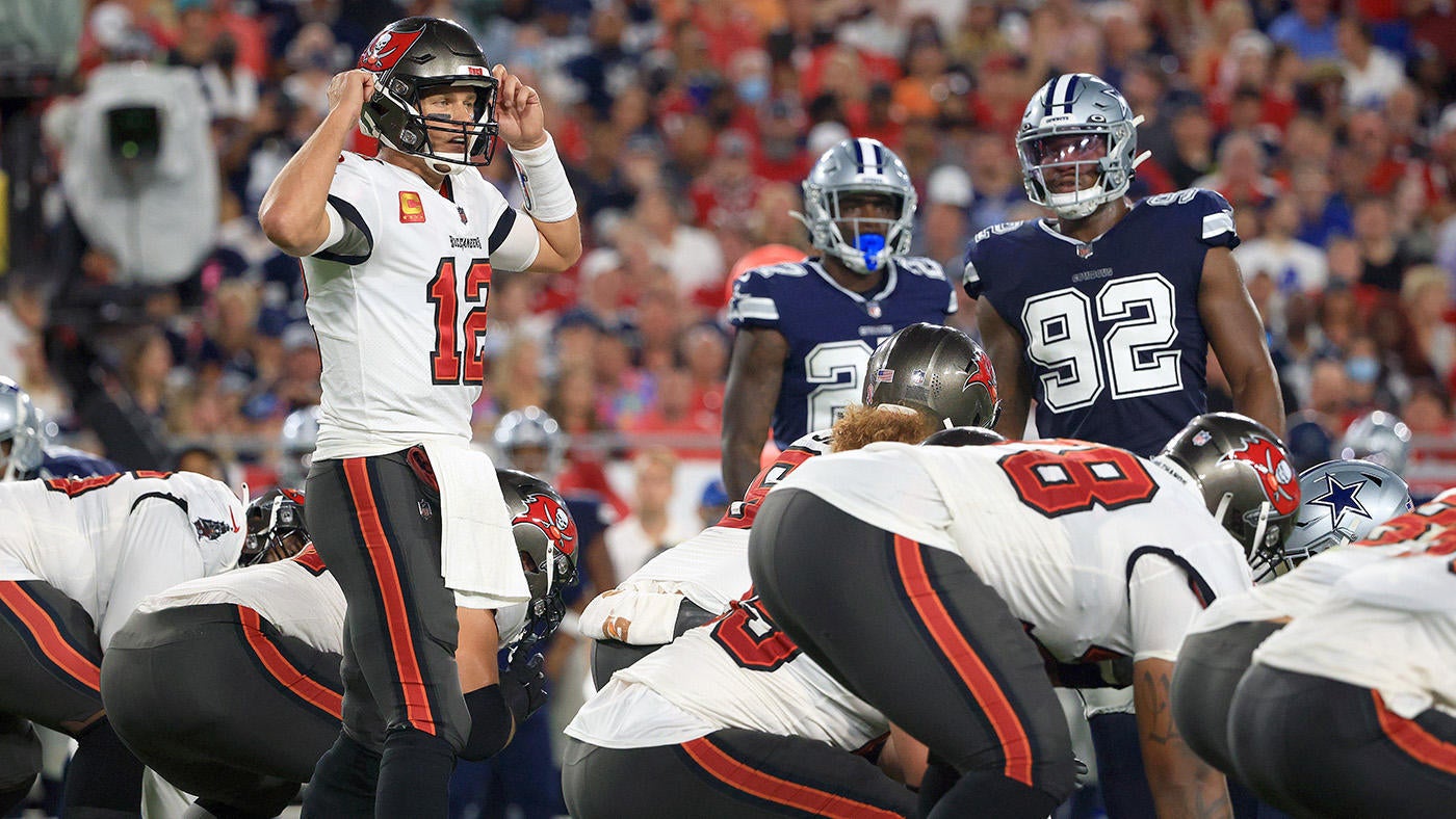 Cowboys' Micah Parsons knows Buccaneers' Tom Brady will be a tough Week 1 opponent: 'He looks to kill you'