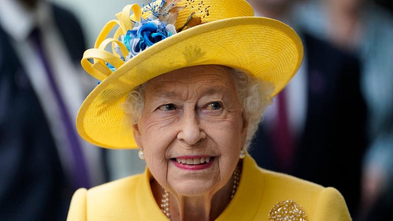 Paddington Bear Remembers Queen Elizabeth in Video Tribute