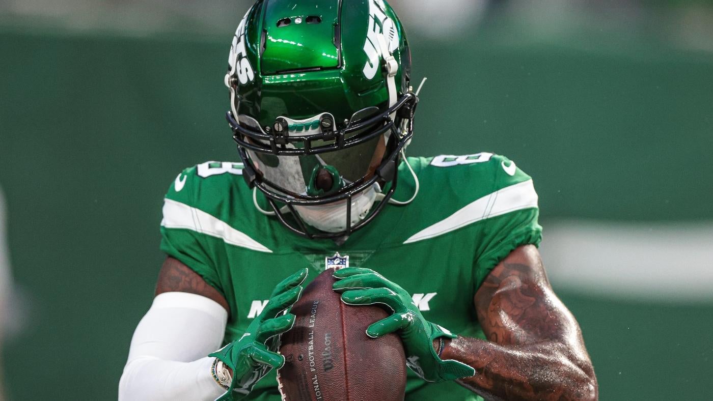 Elijah Moore trade request: Jets not moving disgruntled young WR, but he won't play vs. Broncos in Week 7