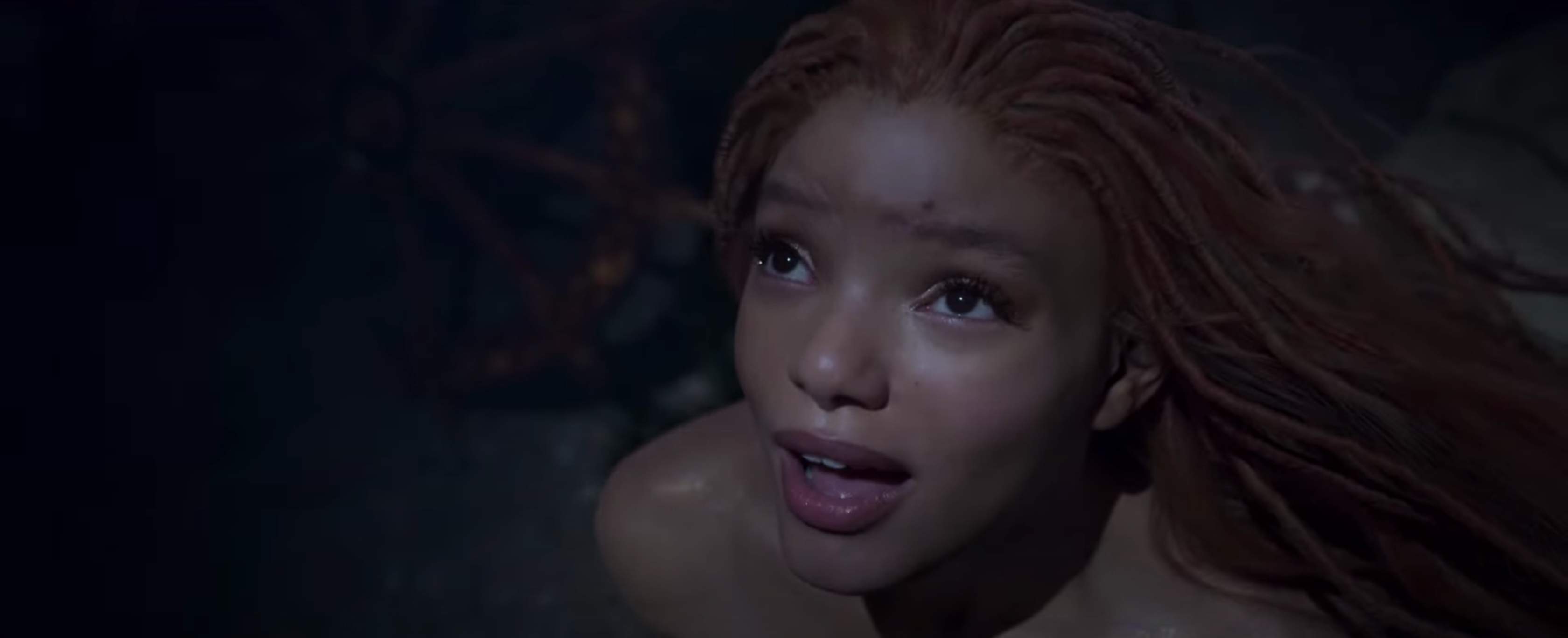 the-little-mermaid-halle-bailey-2.png