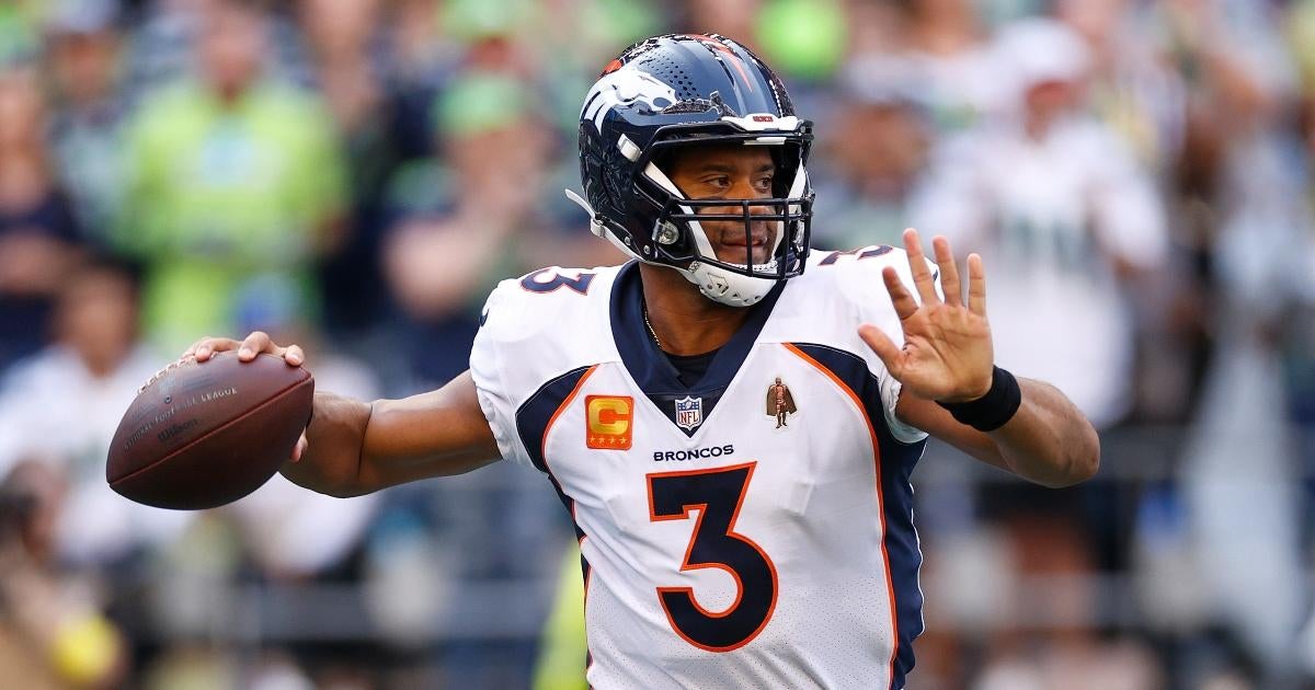 Broncos' Russell Wilson showered with boos in return vs. Seahawks