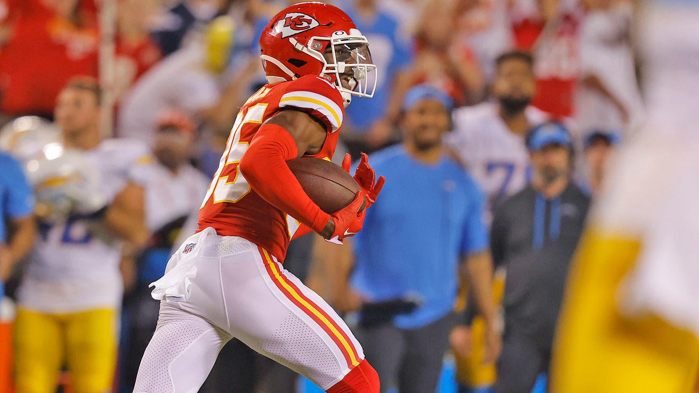 Chiefs open practice window for starting cornerback Jaylen Watson, per report