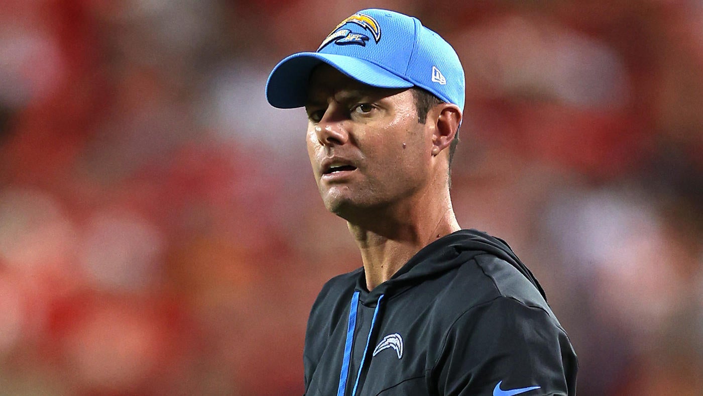 Chargers' Brandon Staley explains surprisingly conservative fourth-down decisions in loss to Chiefs