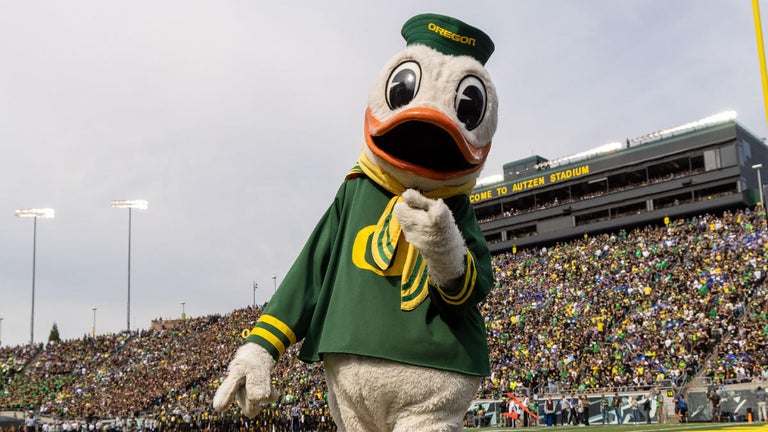 Oregon Ducks Fans Under Fire for Bigoted Chant During BYU Game