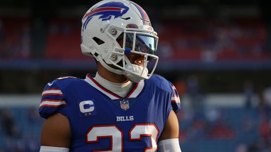 Tennessee Titans v Buffalo Bills