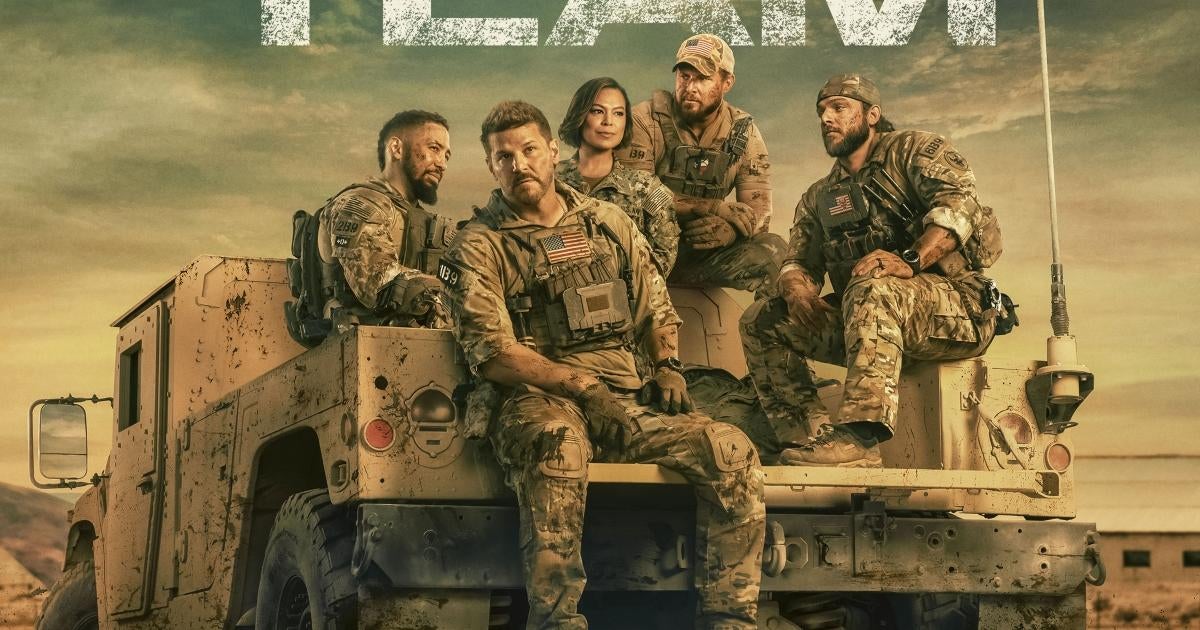 David Boreanaz Explains How 'SEAL Team' Is Now 'Movie-Like Quality' (Exclusive).jpg
