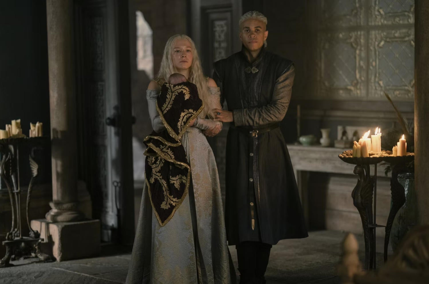 house-of-the-dragon-episode-6-photos-rhaenyra-targaryen-laenor-velaryon.jpg