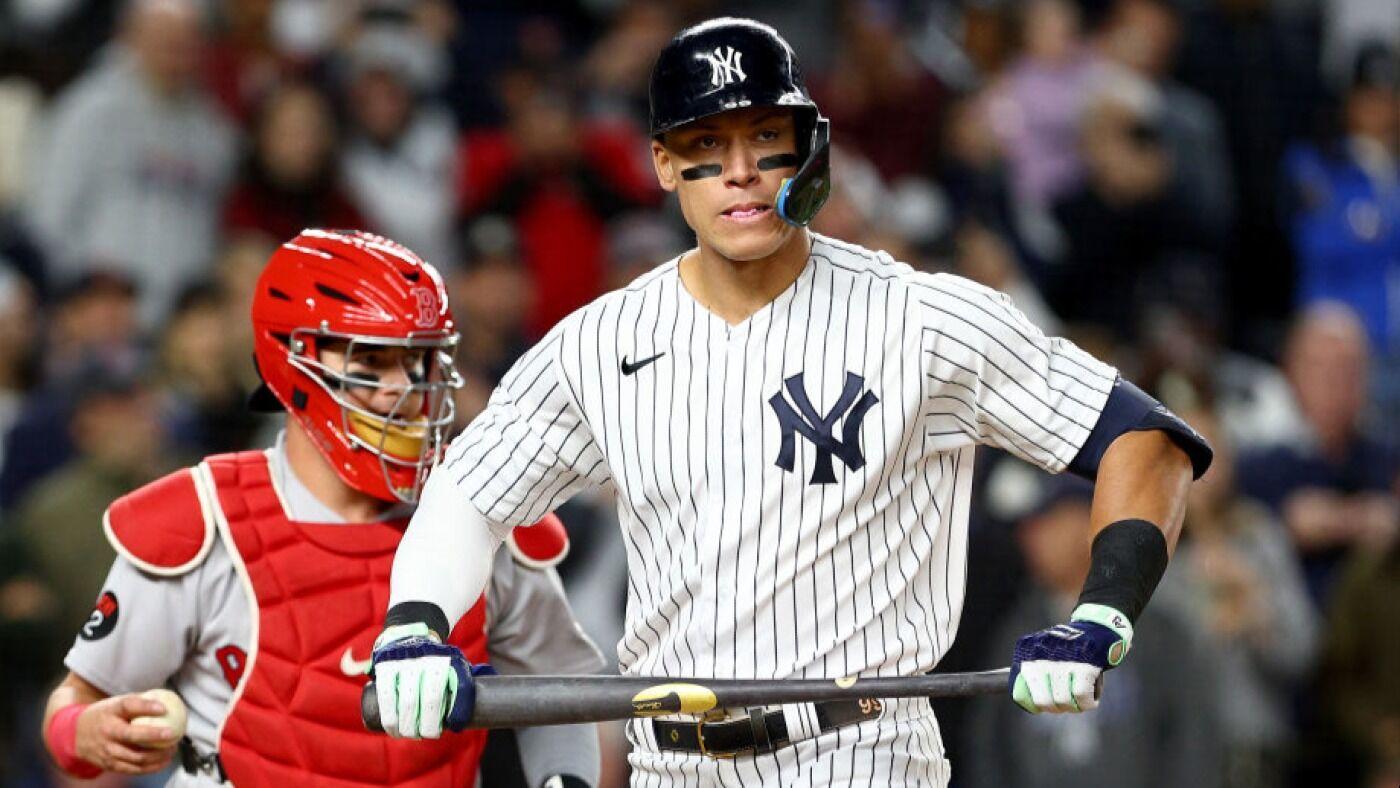 Yankees Aaron Judge goes for home run 61 against Red Sox 