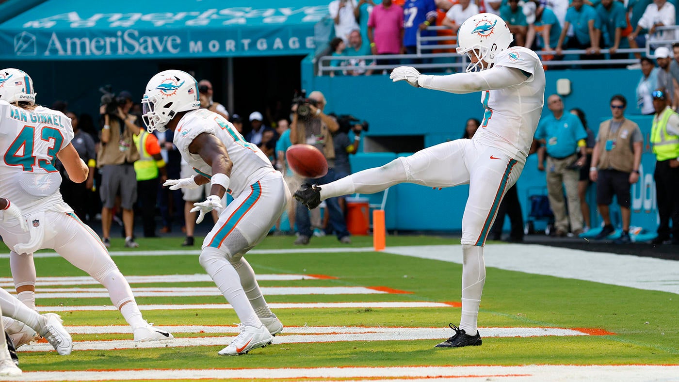 Dolphins improve to 3-0 despite a ... butt punt? Plus, Lamar Jackson continues his historic start