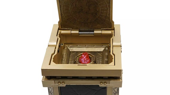 marvel-aether-containter-replica-top