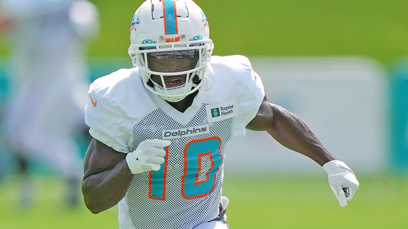NFL DFS: Best DraftKings, FanDuel daily Fantasy football picks, stacks for Week 12, 2022 include Tyreek Hill