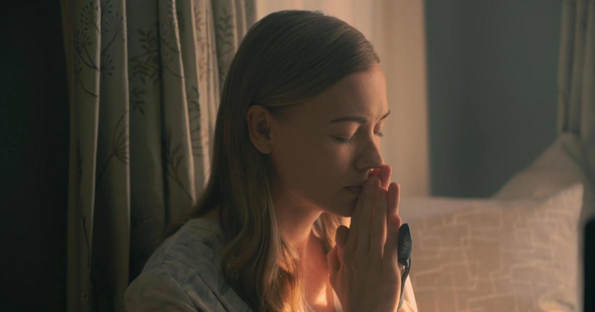 HANDMAID's TALE Season 5 Who is the father of Serena Joy's baby 