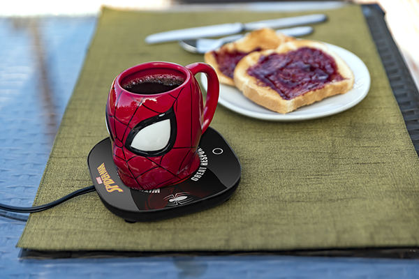 uncannybrands-marvelsspidermanmugwarmerwithmoldedmug.png