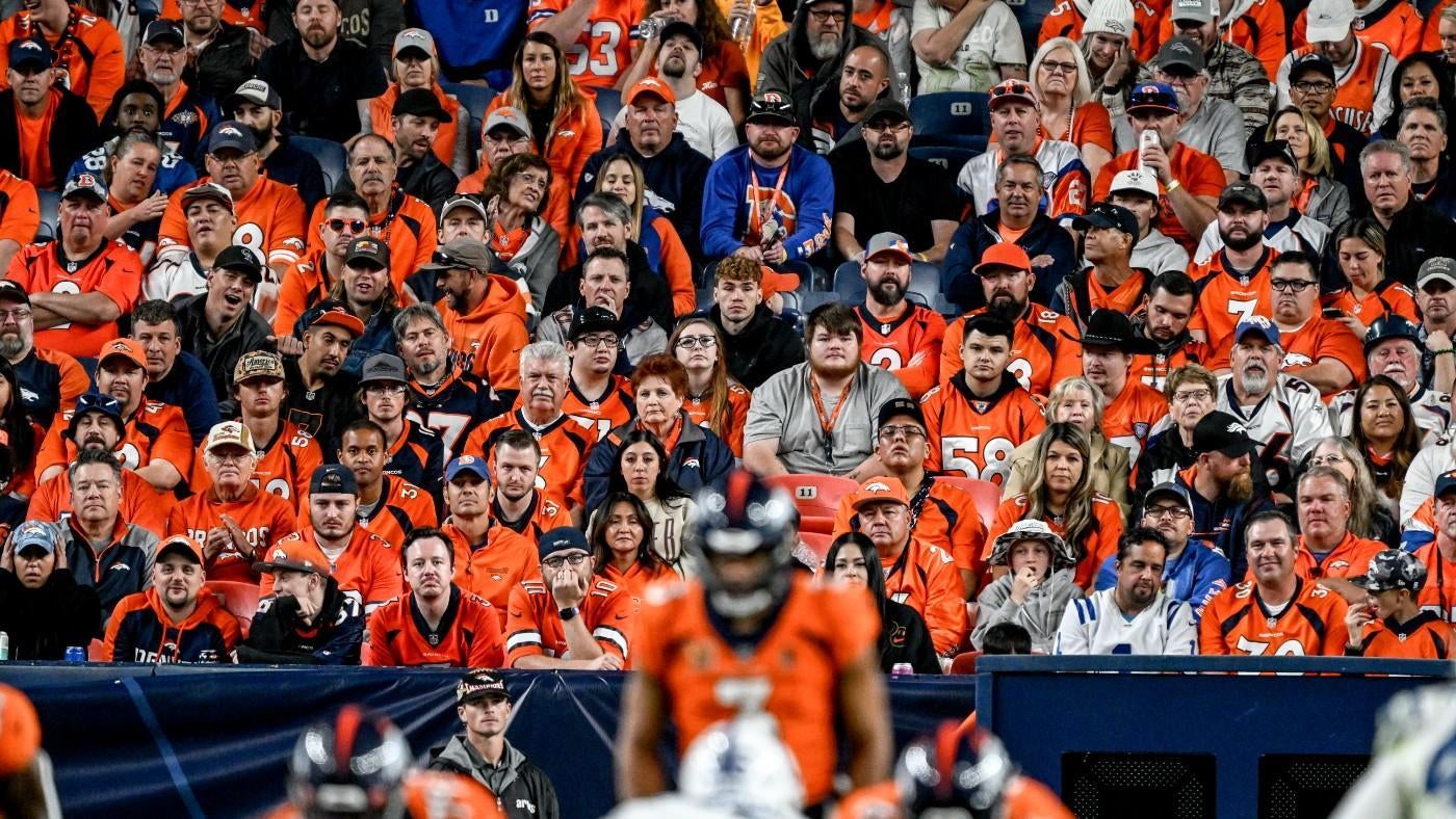 LOOK: Disgusted Broncos fans shockingly refuse to stay for overtime of Denver's improbable loss to Colts