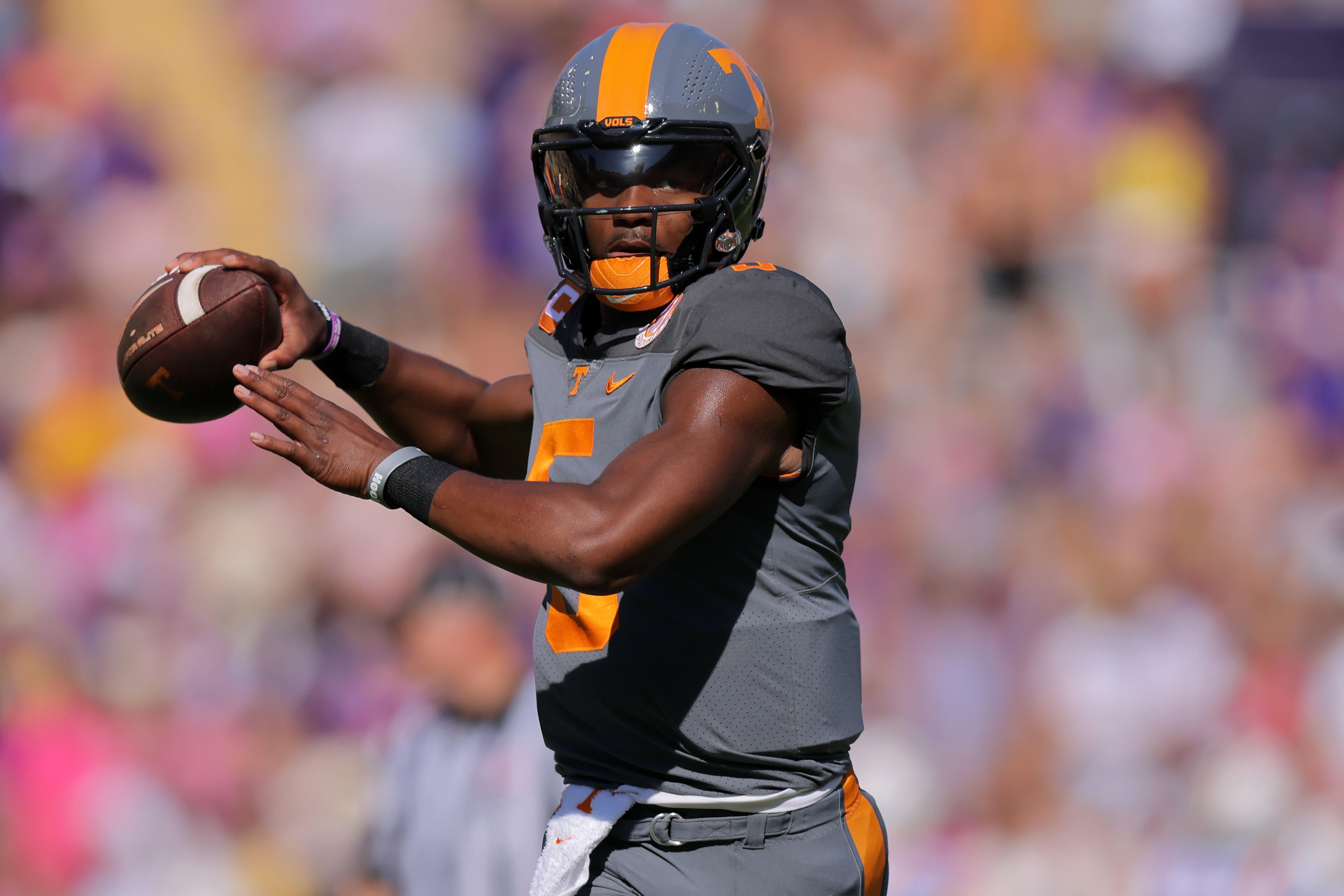 UT Vols: Tennessee not keeping 'Smokey Grey' uniforms